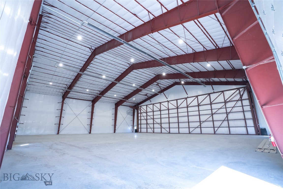 Shining Mountain Airpark - Commercial Sale