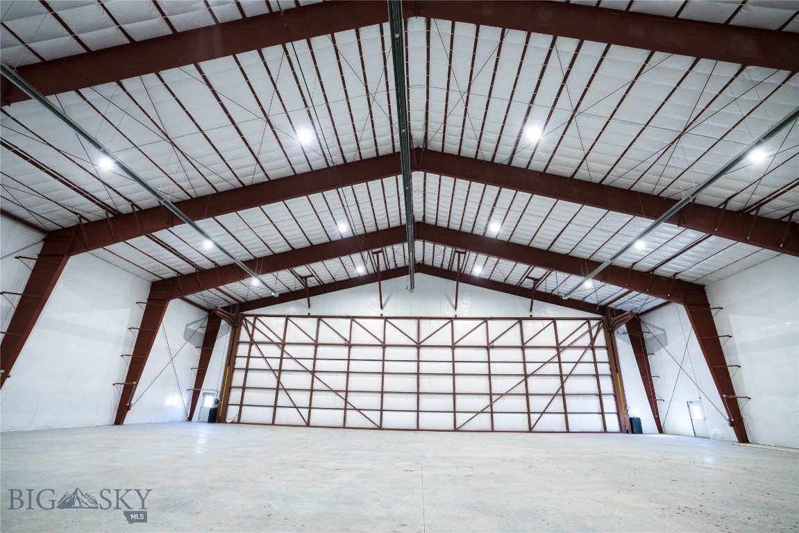 Shining Mountain Airpark - Commercial Sale
