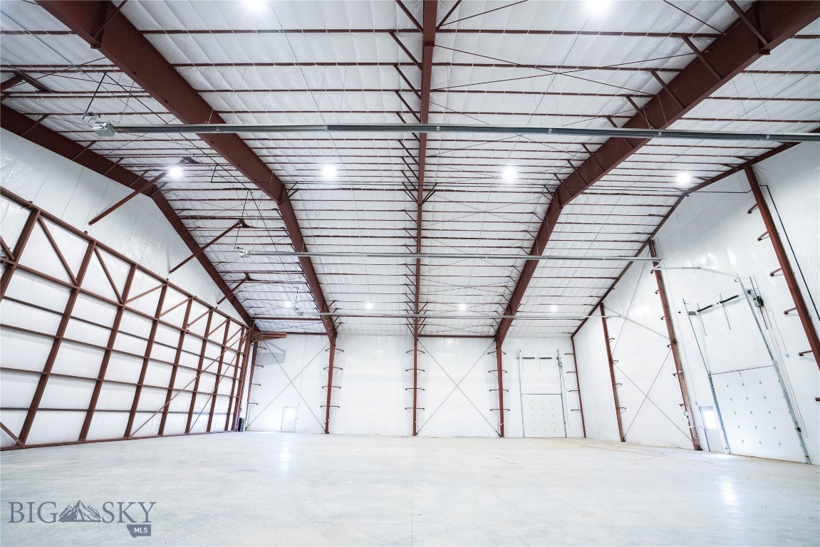 Shining Mountain Airpark - Commercial Sale