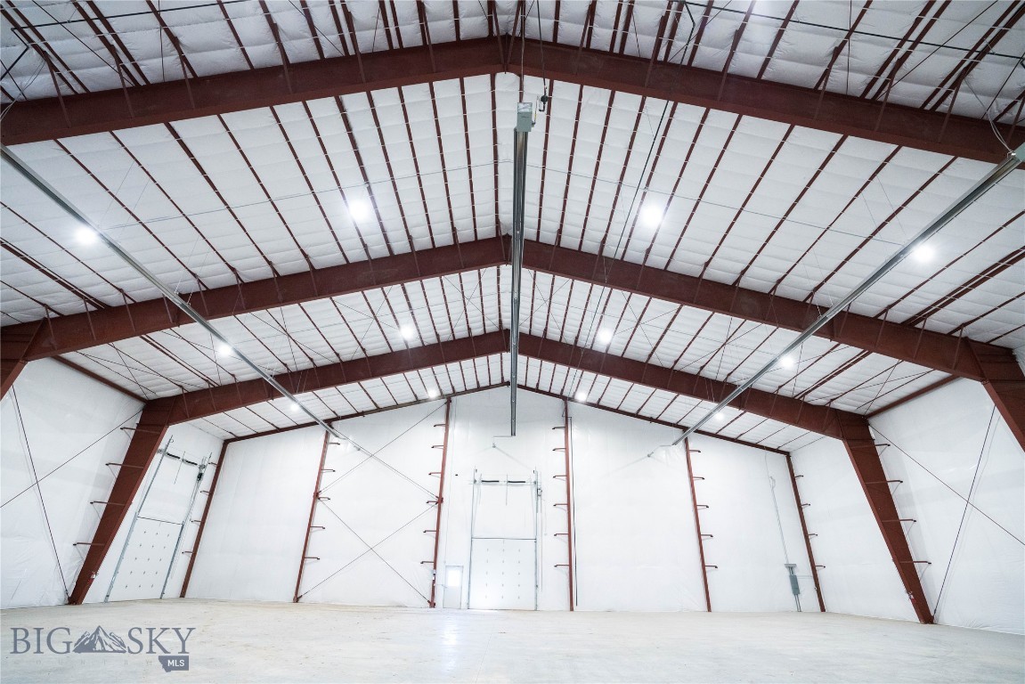 Shining Mountain Airpark - Commercial Sale