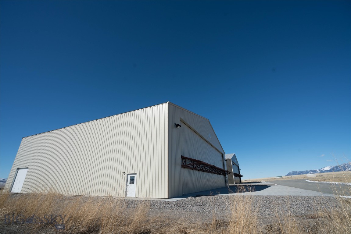 Shining Mountain Airpark - Commercial Sale