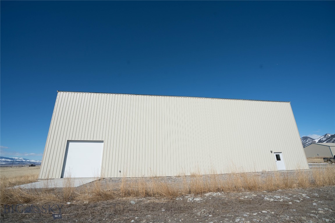 Shining Mountain Airpark - Commercial Sale