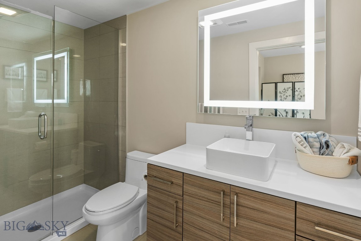 Bozeman, Montana 59718, United States, 1 Bedroom Bedrooms, ,1 BathroomBathrooms,Residential,Pending,206176