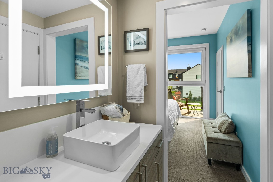 Bozeman, Montana 59718, United States, 1 Bedroom Bedrooms, ,1 BathroomBathrooms,Residential,Pending,206176