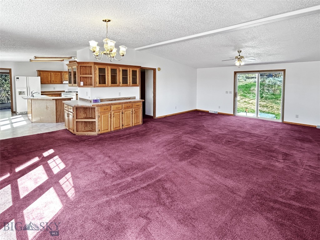 1070 Lovers Leap Road