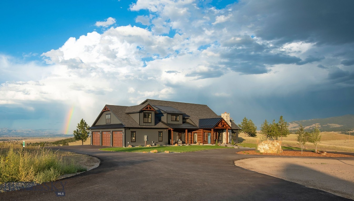 21 Mansfield Loop