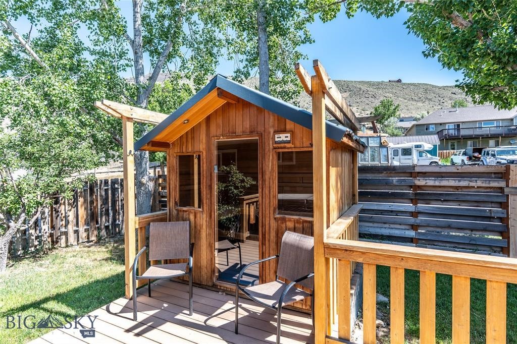 Sportsmans Retreat - Residential