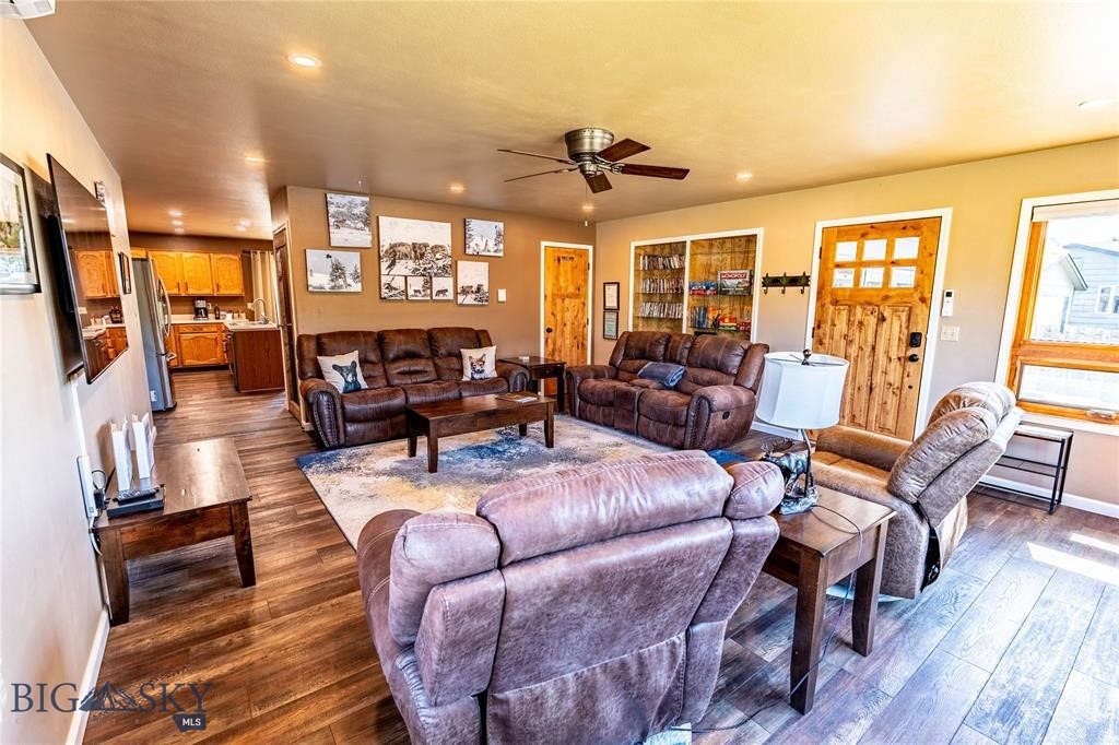 Sportsmans Retreat - Residential