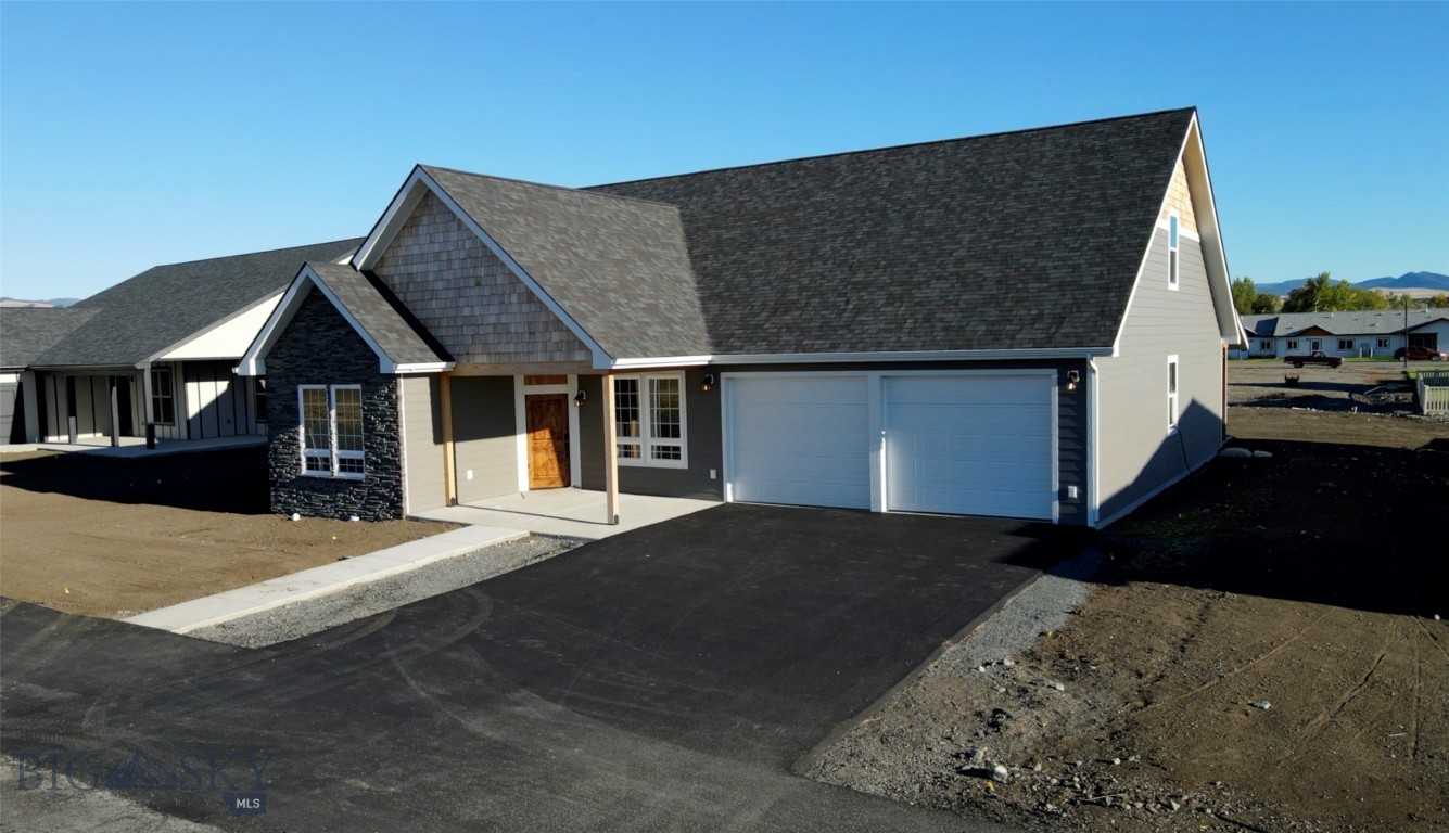 920 Sagebrush Lane