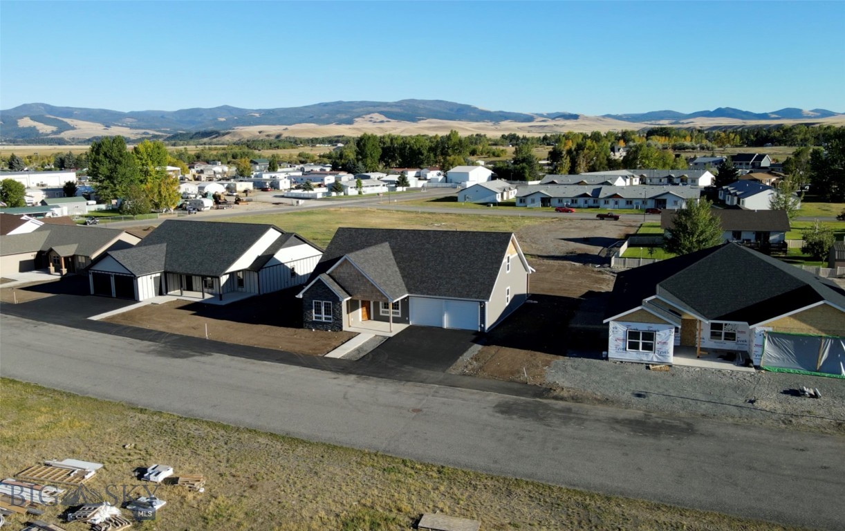 920 Sagebrush Lane
