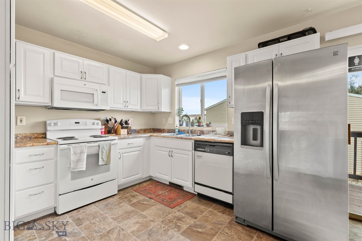 Hawks Ridge Condo - Residential