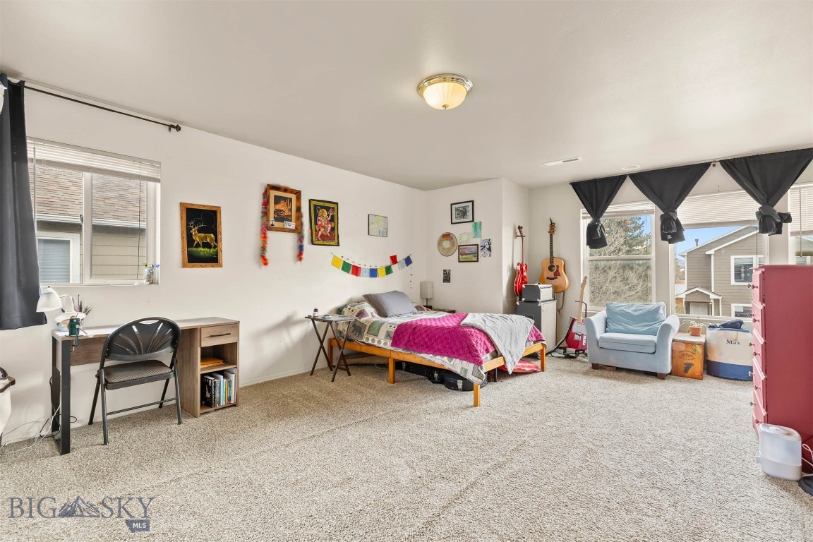 Hawks Ridge Condo - Residential