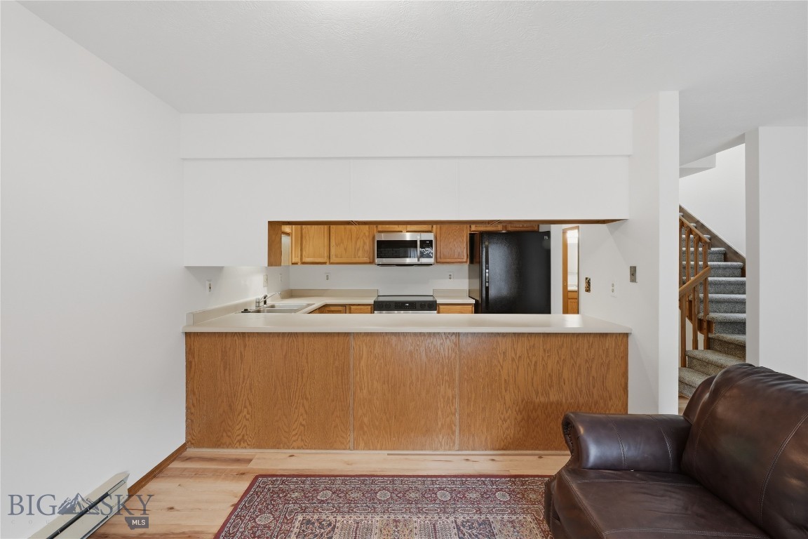 Cedarwinds Condo - Residential