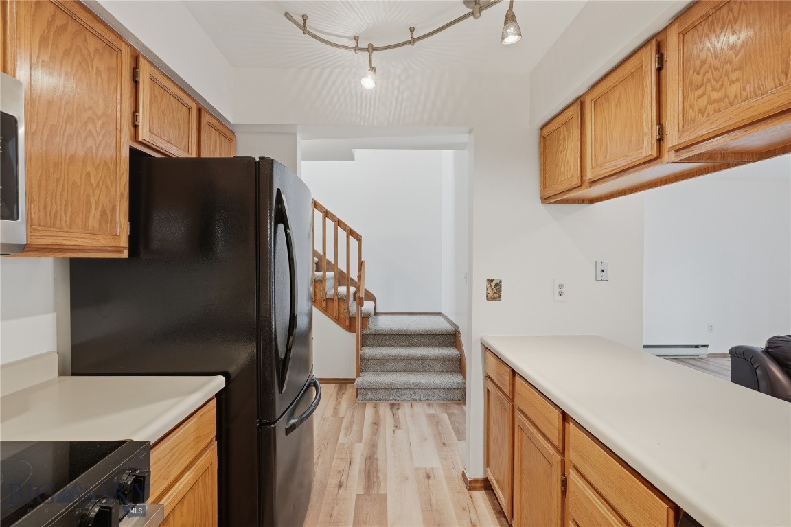 Cedarwinds Condo - Residential