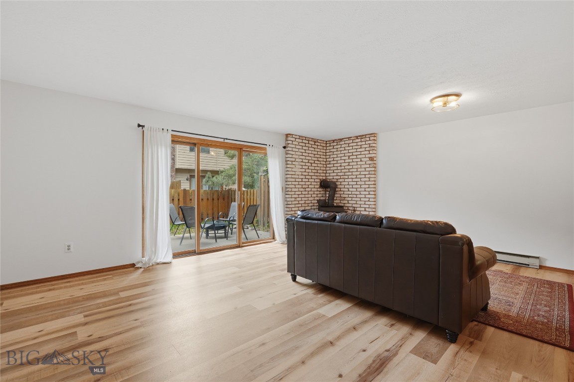 Cedarwinds Condo - Residential