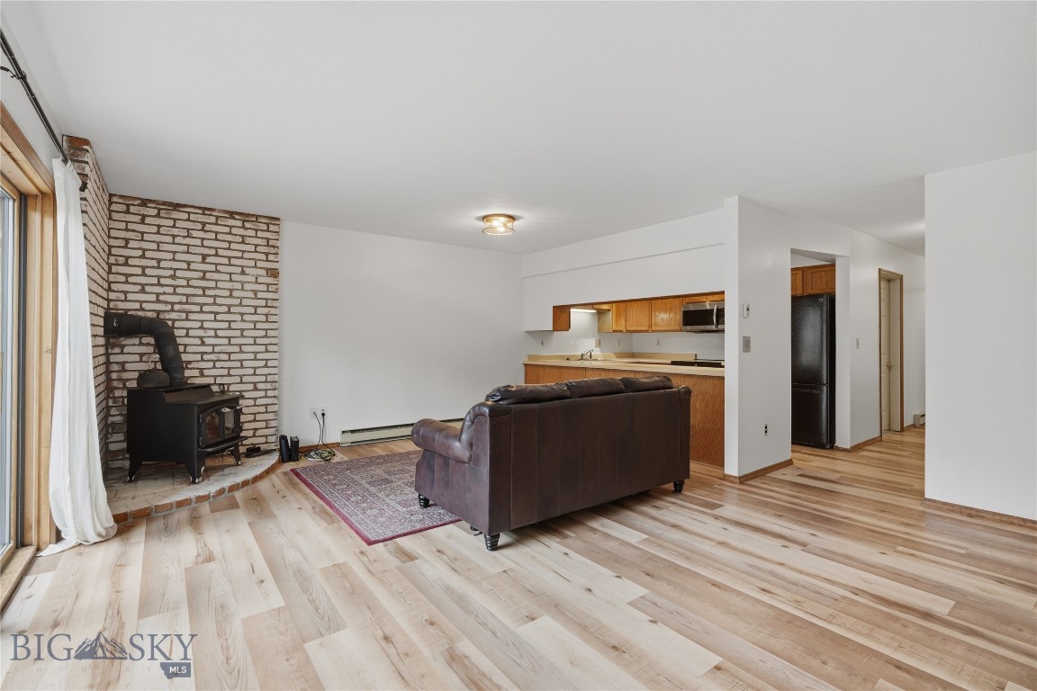 Cedarwinds Condo - Residential