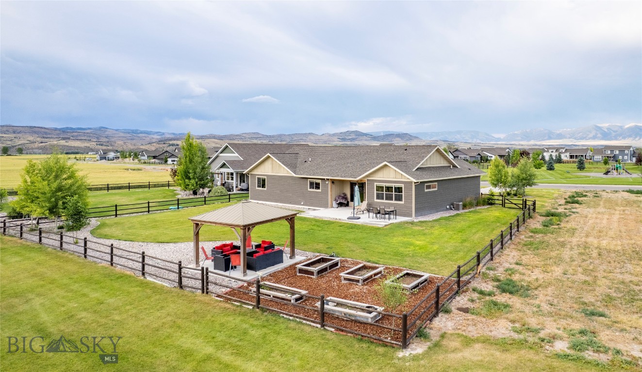 Pioneer Crossing - Residential