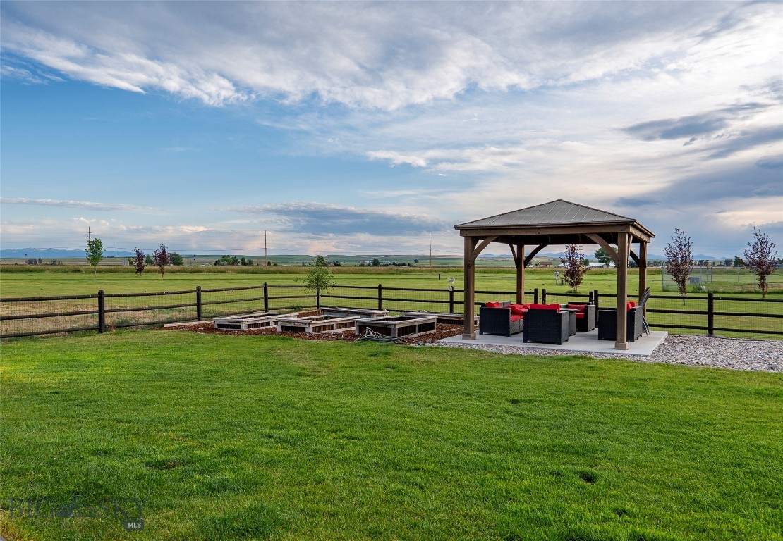 Pioneer Crossing - Residential