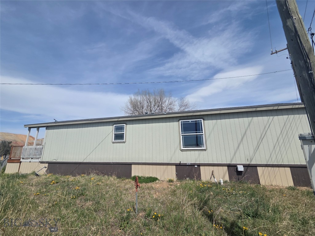 2904 Walnut