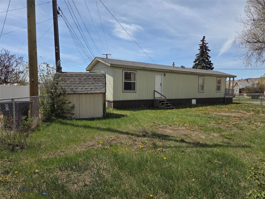 2904 Walnut