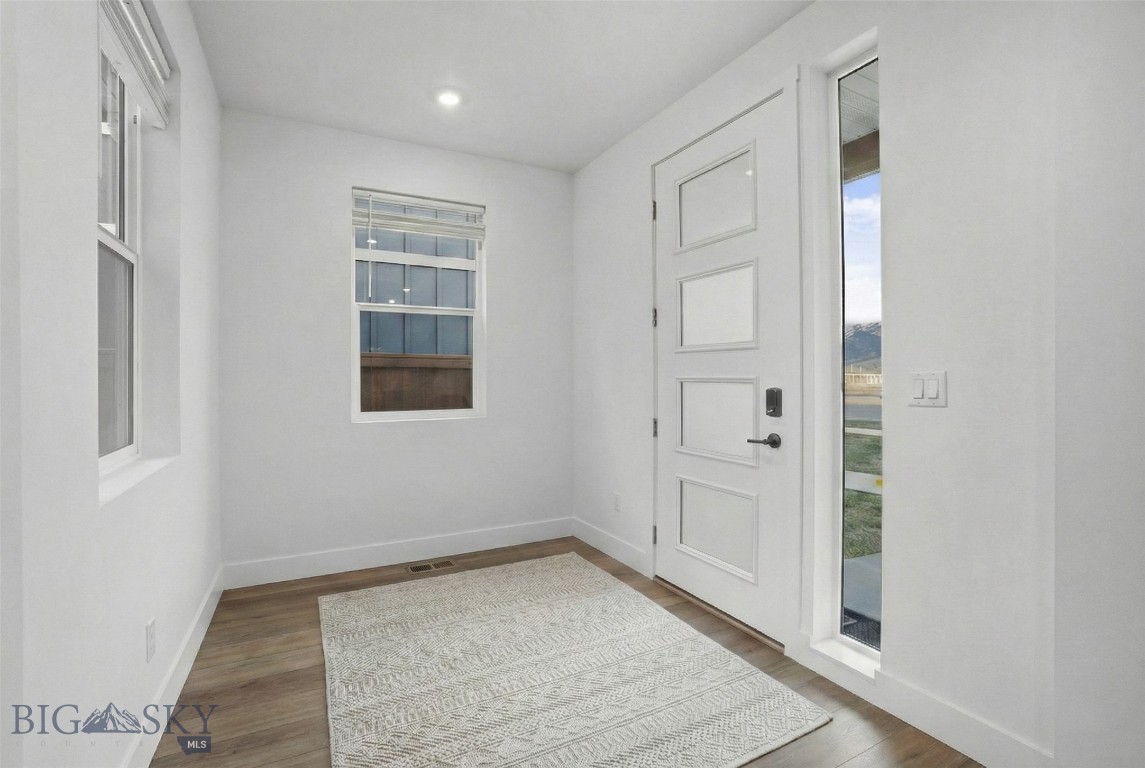 1811 N Cottonwood Road