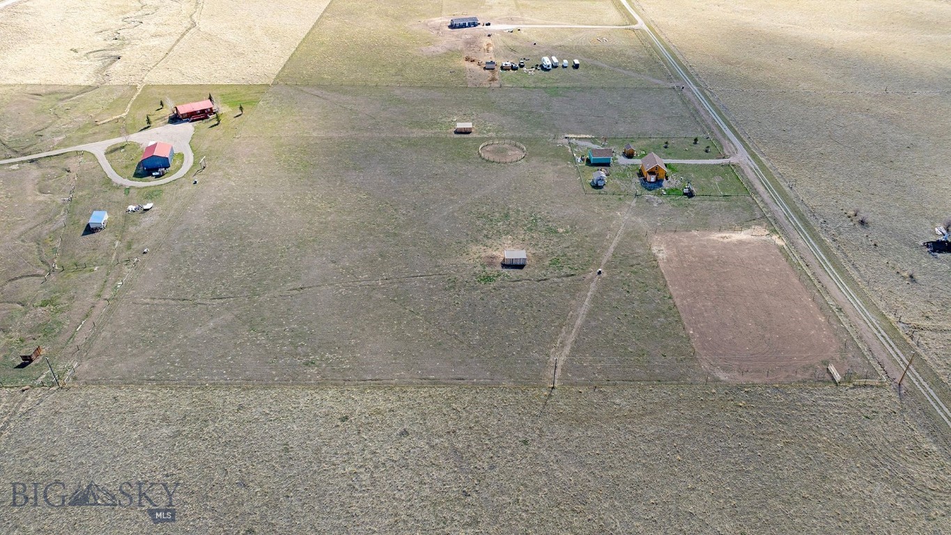 Ennis, Montana 59729, United States, 2 Bedrooms Bedrooms, ,1 BathroomBathrooms,Residential,Active,114338