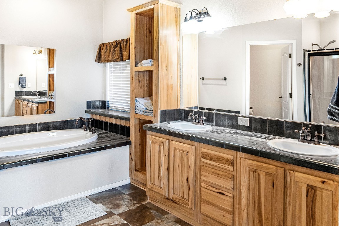 Silo Acres - Residential