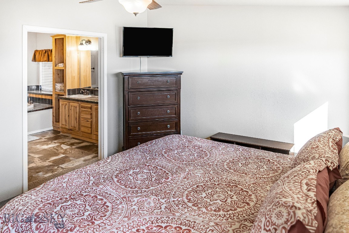 Silo Acres - Residential