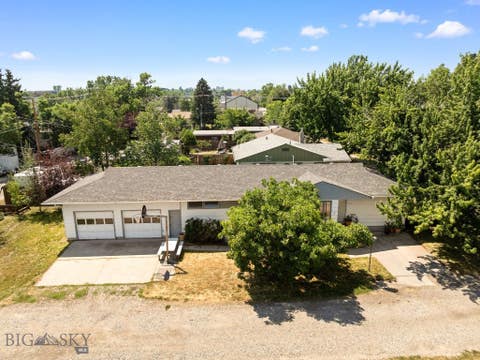 Photo of 922 W Beall Street ST, Bozeman, MT 59715 (MLS # 413752)