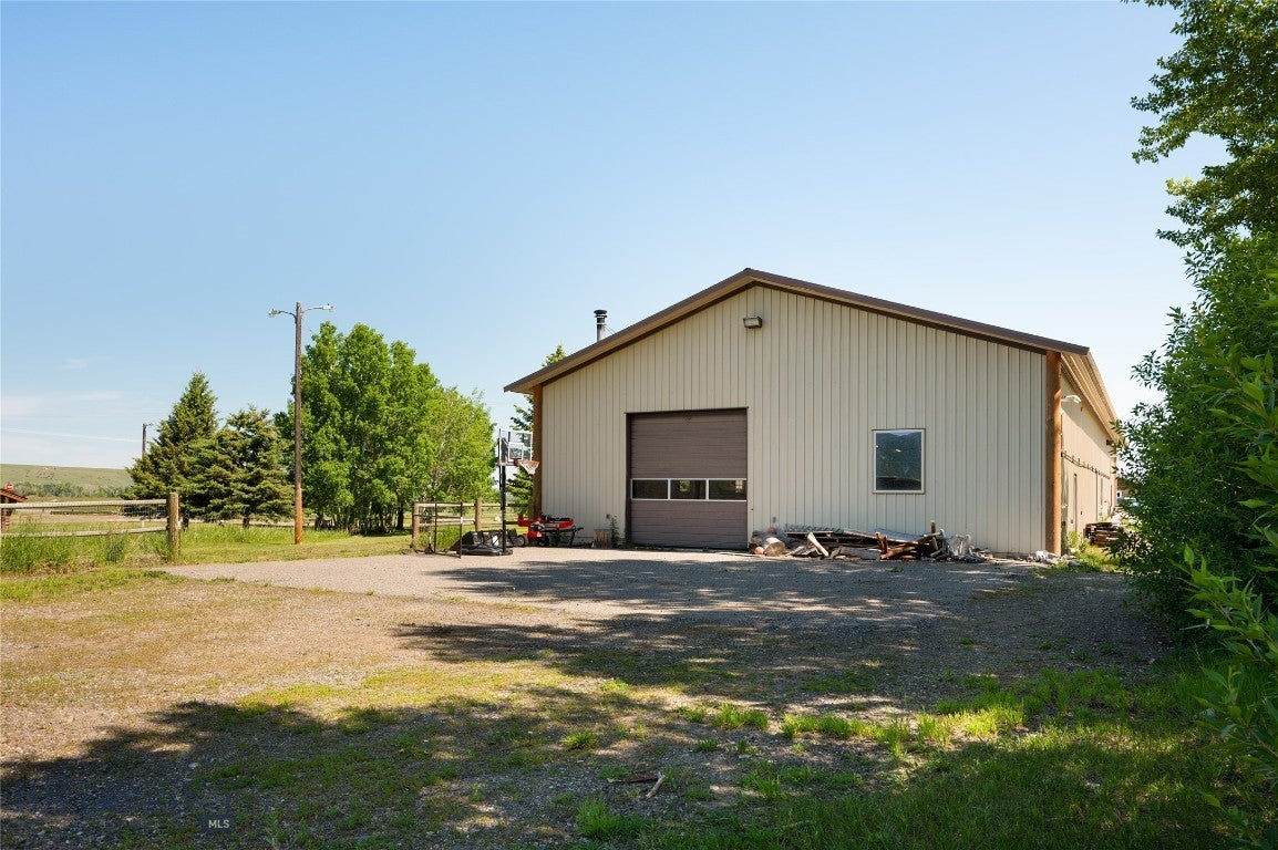 56 & 70 E Williams Road