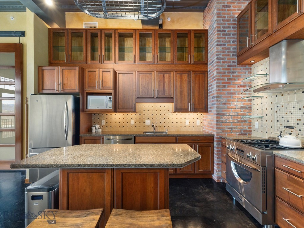 Bozeman, Montana 59715, United States, 2 Bedrooms Bedrooms, ,2 BathroomsBathrooms,Residential,Active,176327