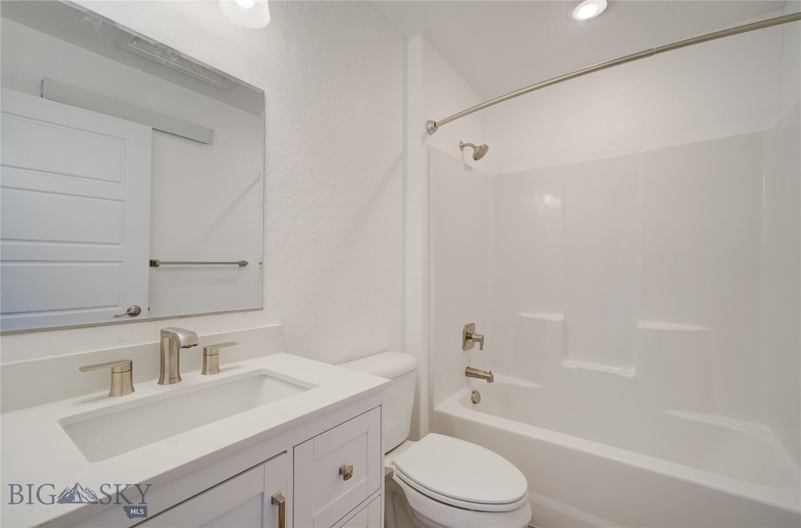 Montague - Residential