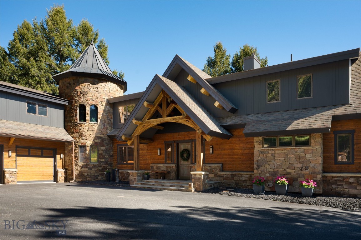 81 Steamboat Trail