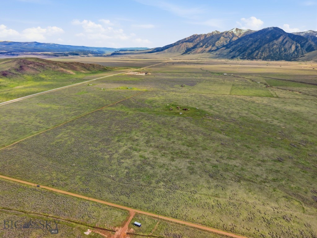 Sportsmans Paradise - Land