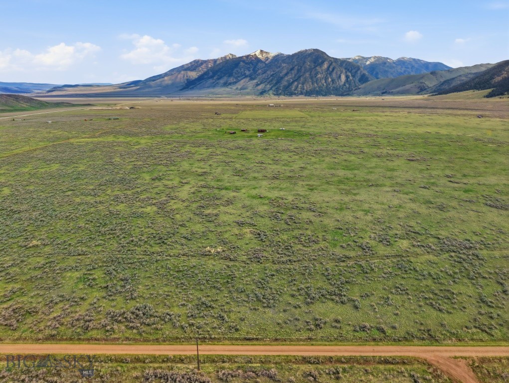 Sportsmans Paradise - Land
