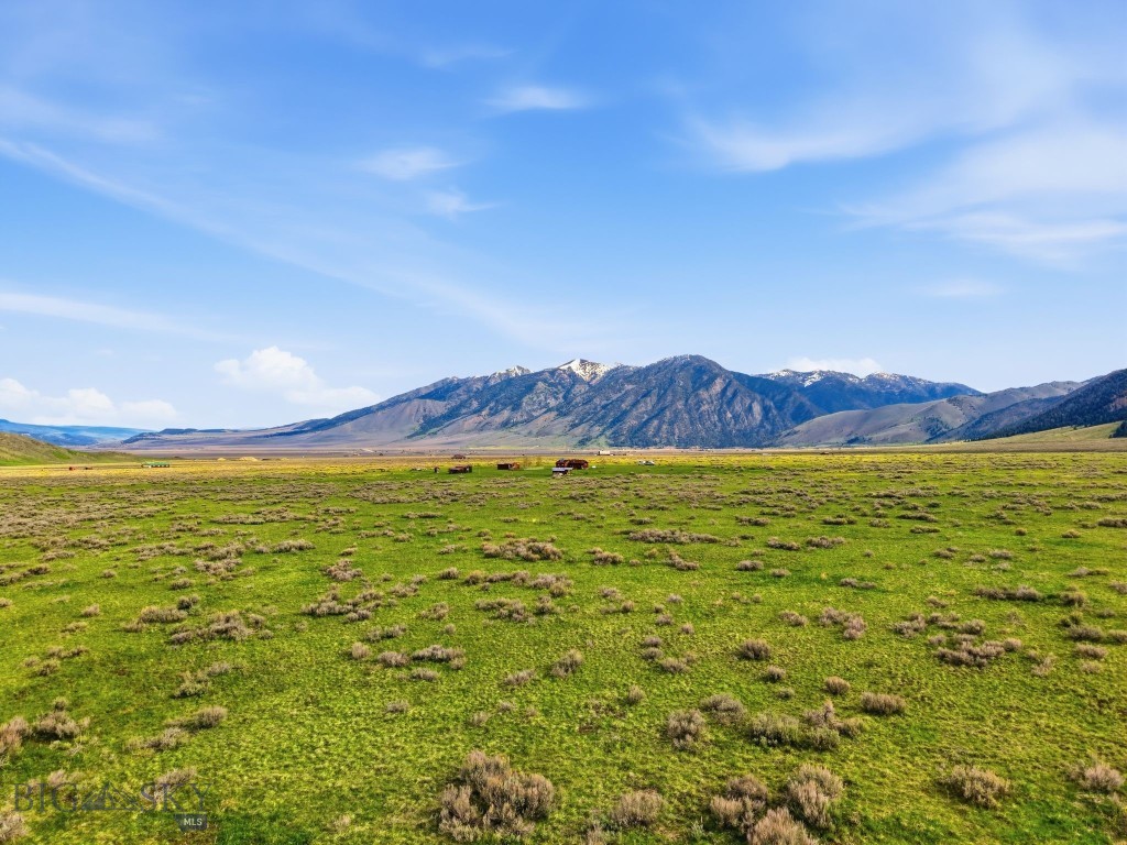 Sportsmans Paradise - Land