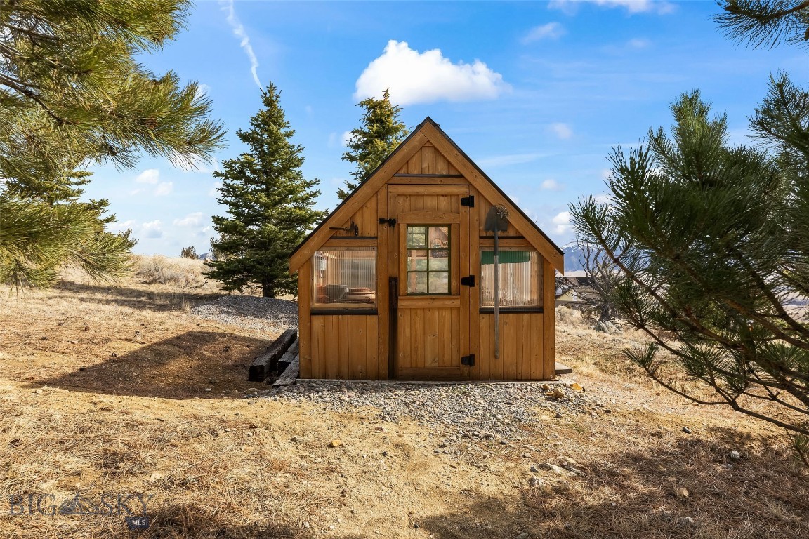 Shining Mountain Unit I - Residential