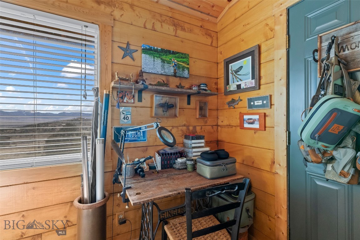 Shining Mountain Unit I - Residential