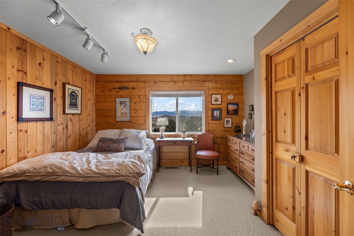 Shining Mountain Unit I - Residential