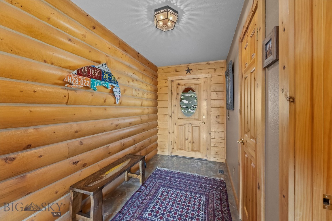 Shining Mountain Unit I - Residential