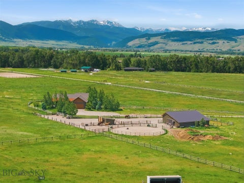 Photo of 11762 Gooch Hill Road, Gallatin Gateway, MT 59730 (MLS # 412353)