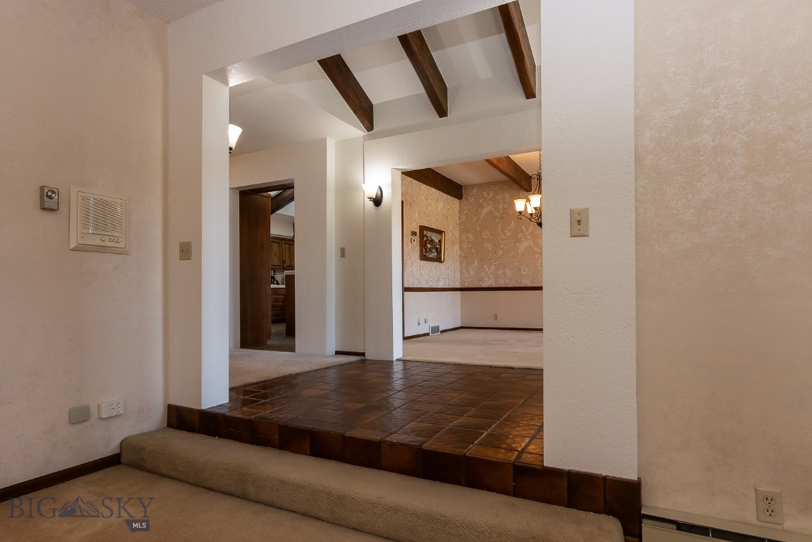 Riverside Manor - Residential