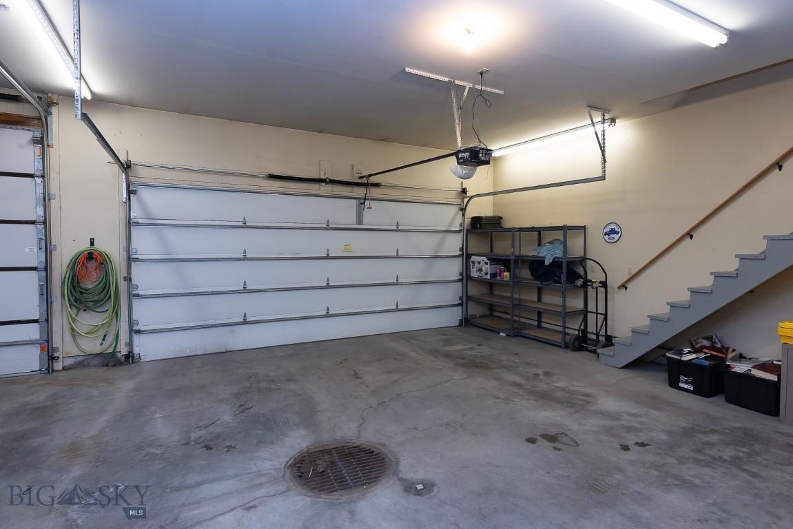 Riverside Manor - Residential