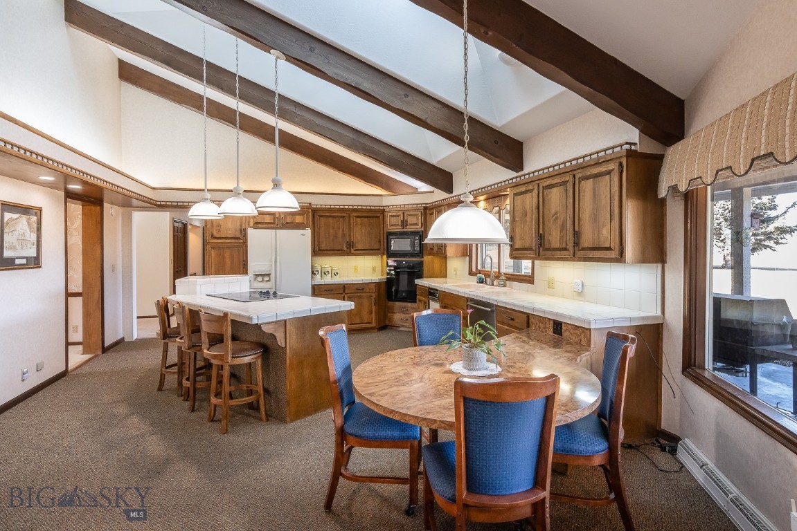 Riverside Manor - Residential