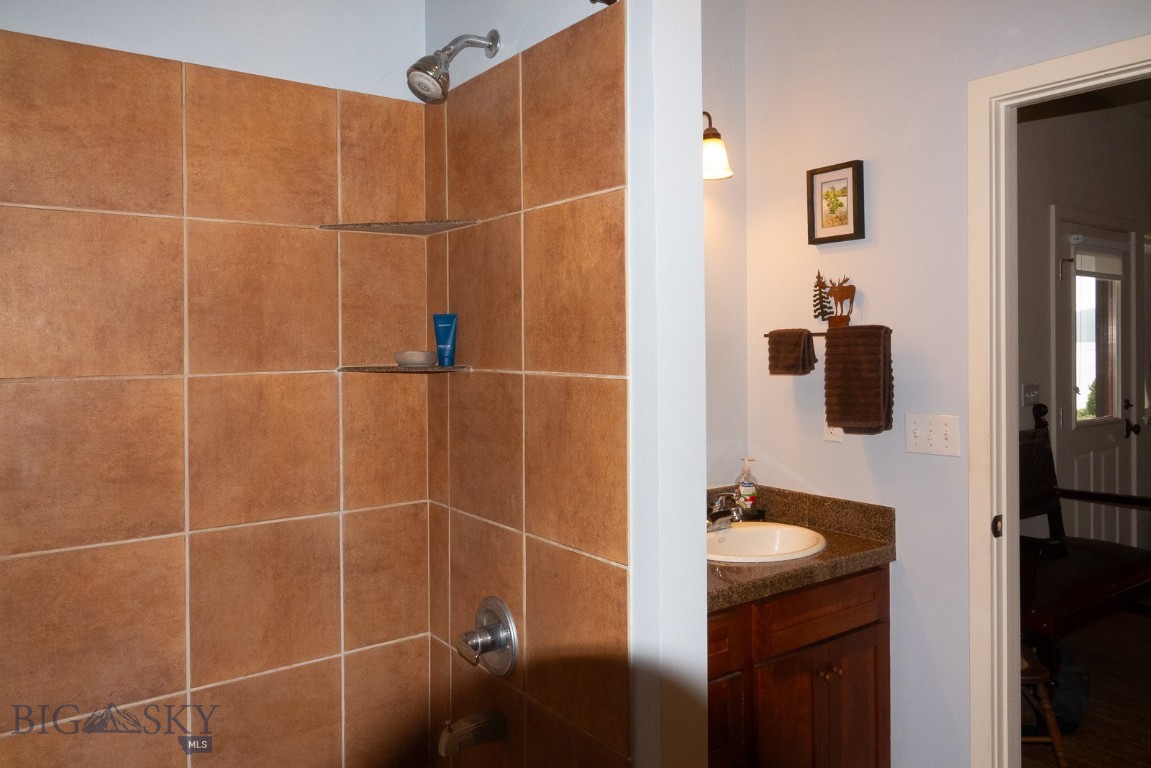 Yellowstone Holiday - Residential