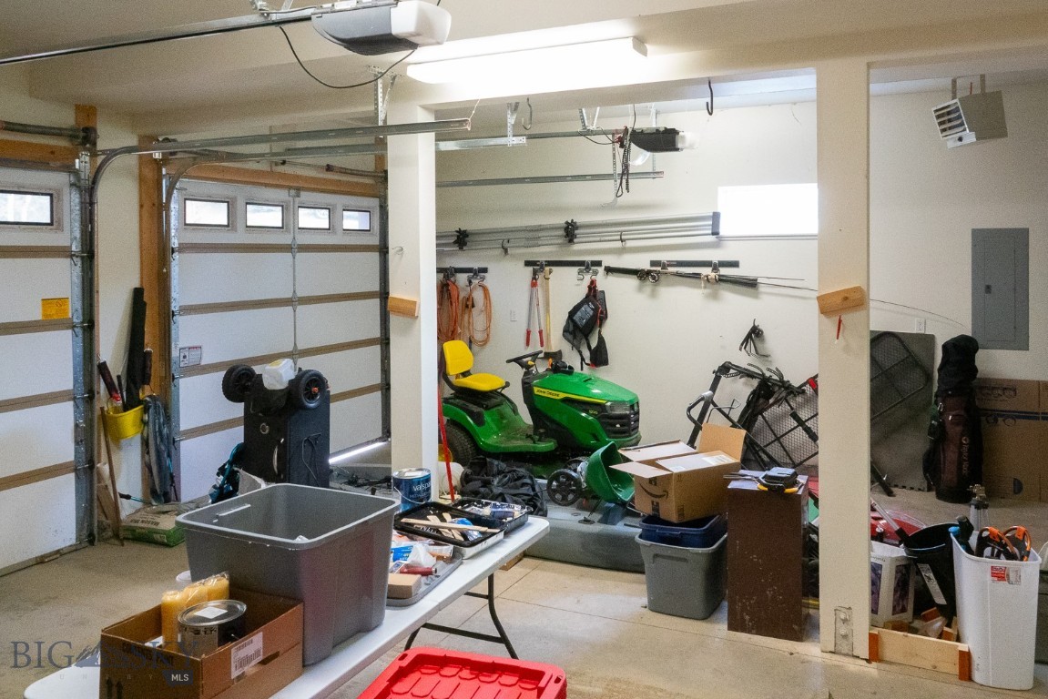 Yellowstone Holiday - Residential