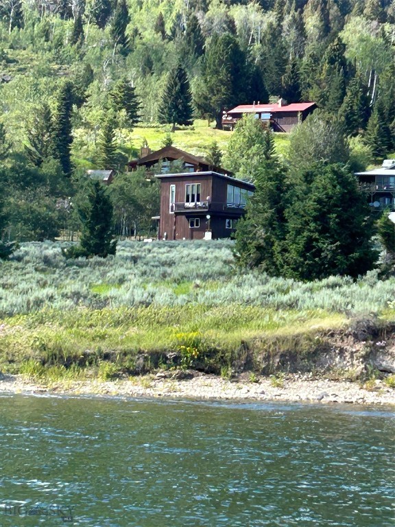 Yellowstone Holiday - Residential