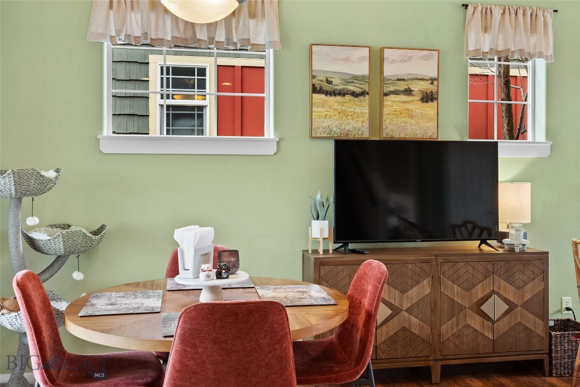 Bozeman, Montana 59718, United States, 3 Bedrooms Bedrooms, ,2 BathroomsBathrooms,Residential,Contingent,113345