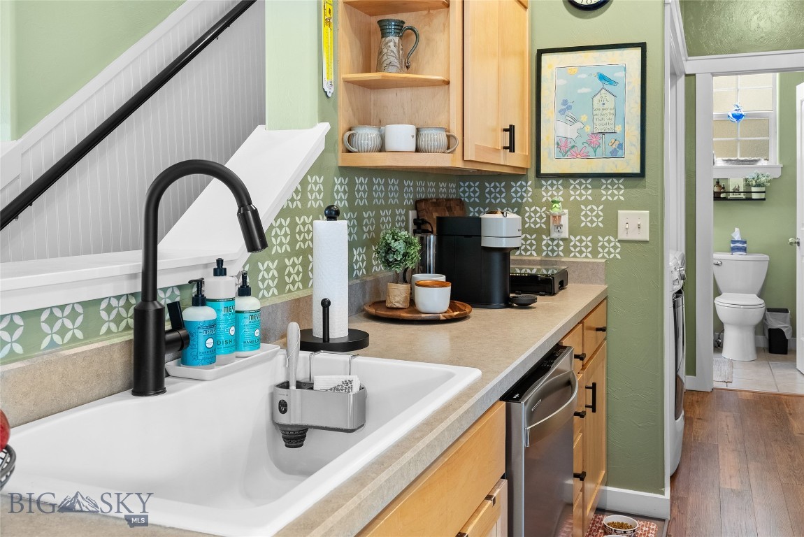 Bozeman, Montana 59718, United States, 3 Bedrooms Bedrooms, ,2 BathroomsBathrooms,Residential,Contingent,113345