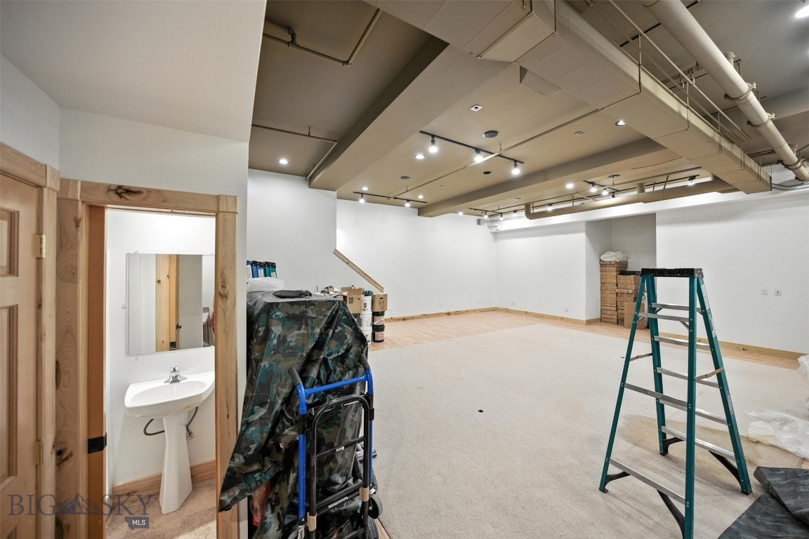 Design Center of Big Sky Condo - Commercial Sale